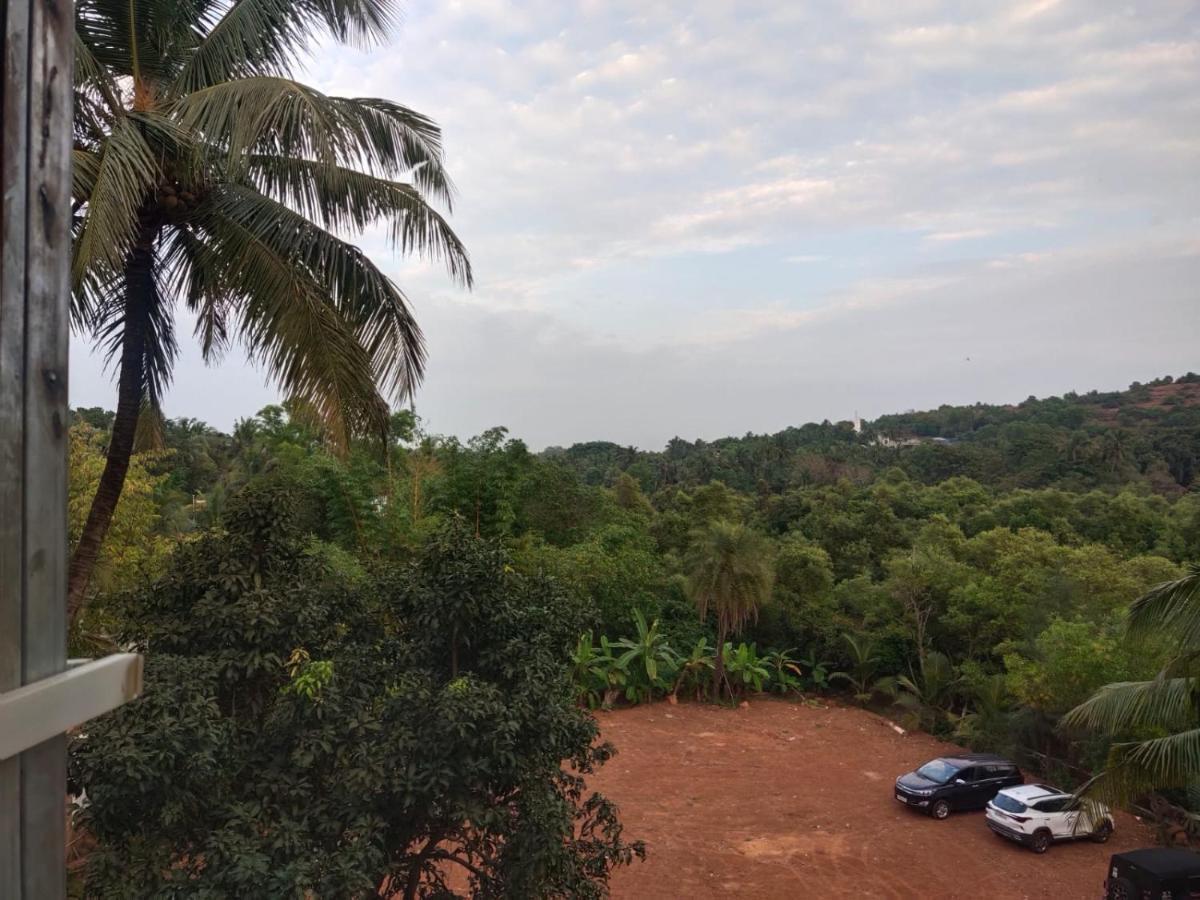 Mandrem Retreat Beach Resort Old Goa Exterior photo
