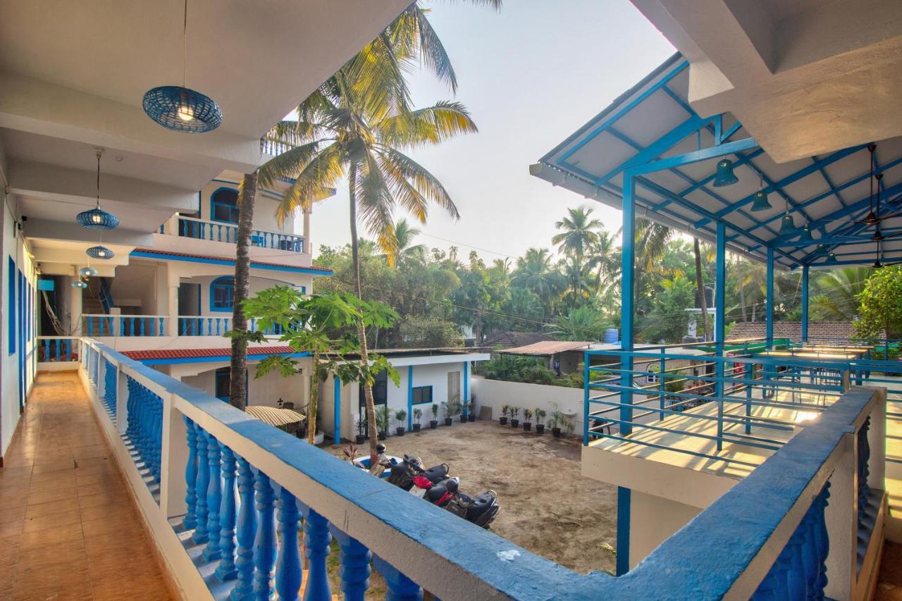 Mandrem Retreat Beach Resort Old Goa Exterior photo