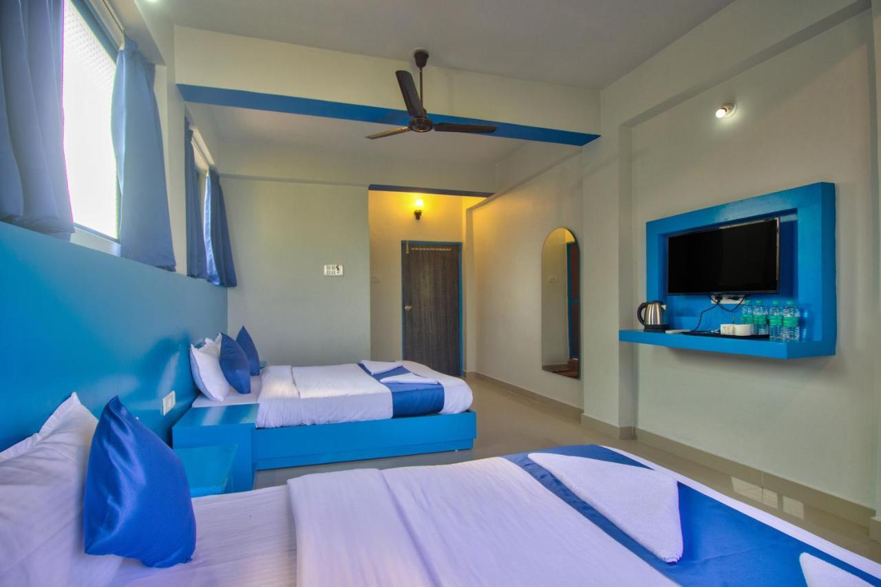 Mandrem Retreat Beach Resort Old Goa Exterior photo
