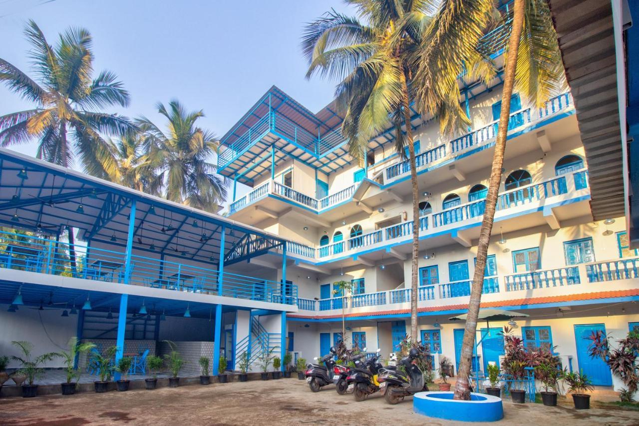 Mandrem Retreat Beach Resort Old Goa Exterior photo