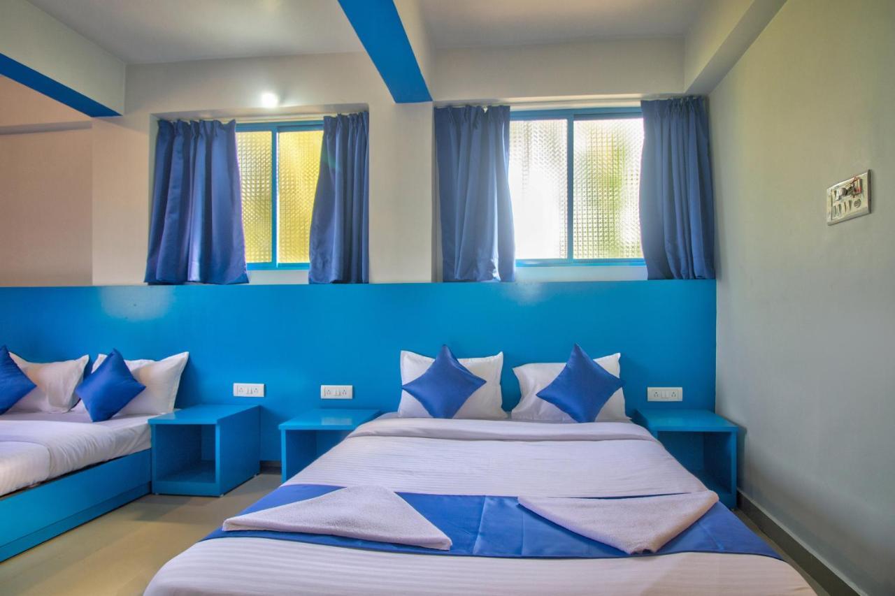 Mandrem Retreat Beach Resort Old Goa Exterior photo